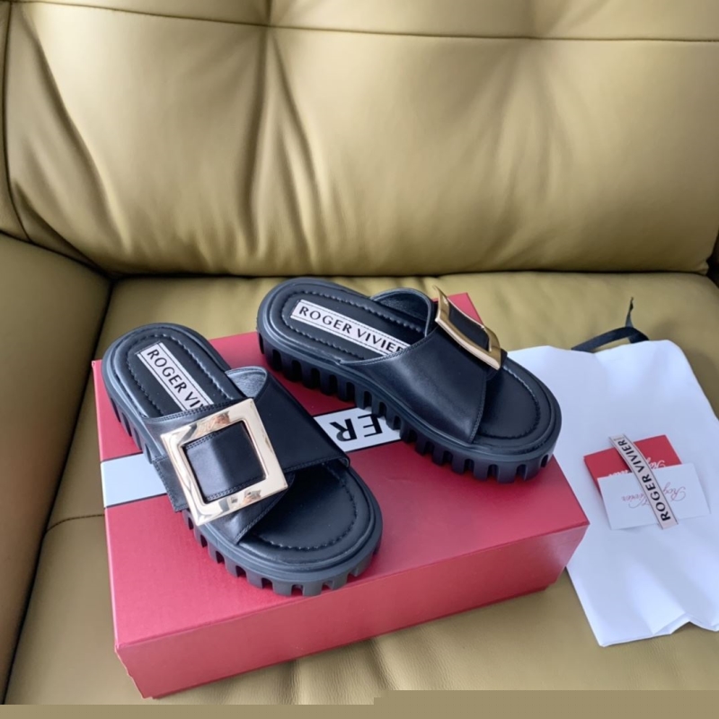 roger u1u1er slippers